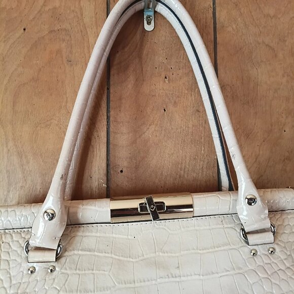 KATE SPADE NEW YORK Knightsbridge Constance Croc Embossed Leather Tote purse - Picture 3 of 11